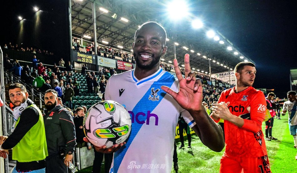 场俱乐部比 场俱乐部比