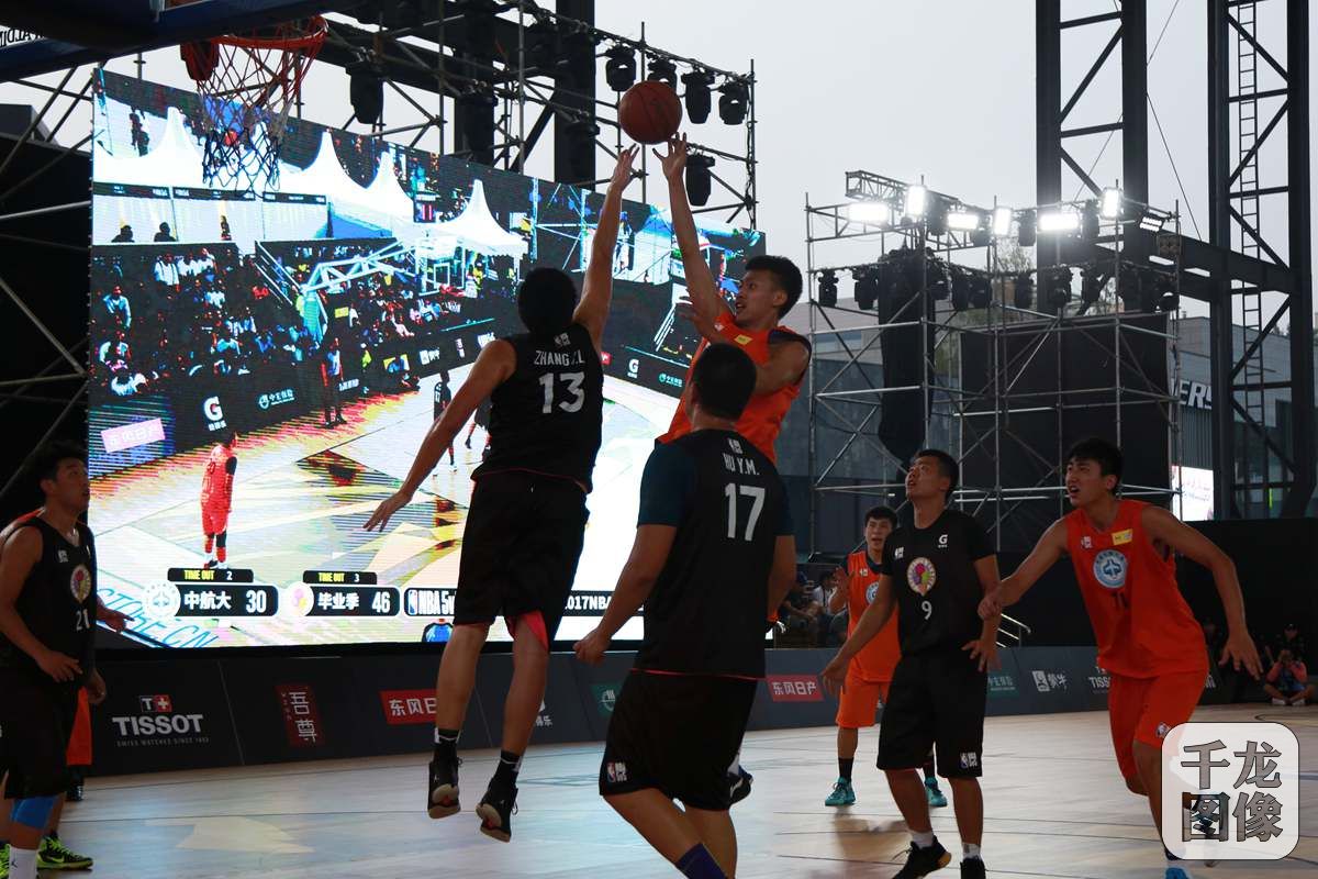 更是具有深 更是具有深